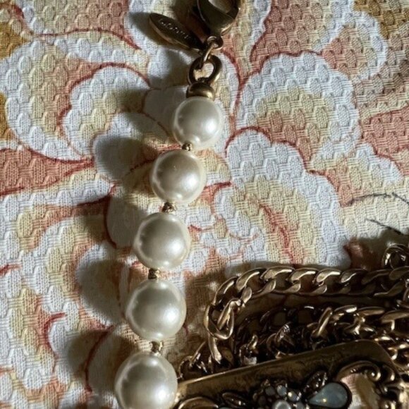 Chico's statement necklace set which includes 1bracelet, 2 pairs of earrings - Picture 10 of 13